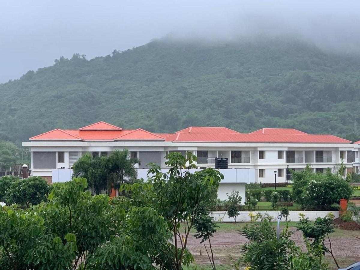 Mizzle Daire Lonavala Dış mekan fotoğraf